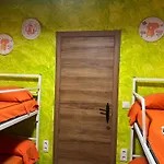Albergue La Hermida * La Hermida