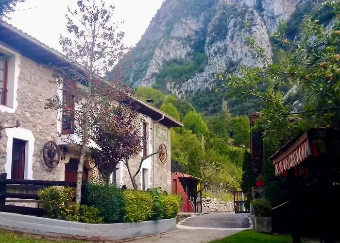 Albergue La Hermida Gospodarstwo wiejskie La Hermida